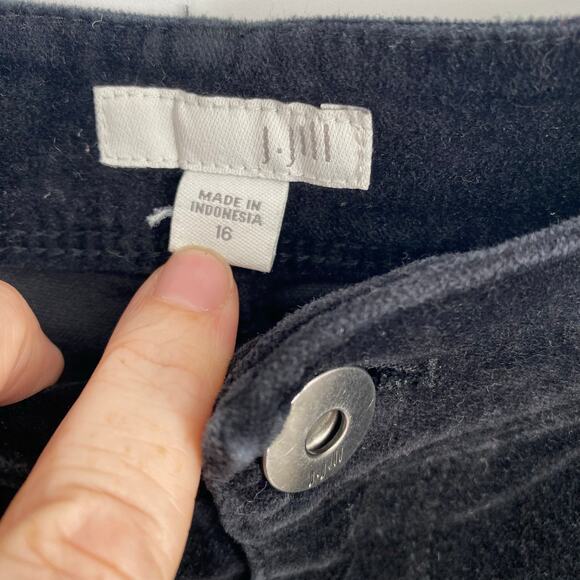 J. Jill Pants Women’s 16 Black Velvet Goth Whitchy Straight Leg Classic - Picture 3 of 8